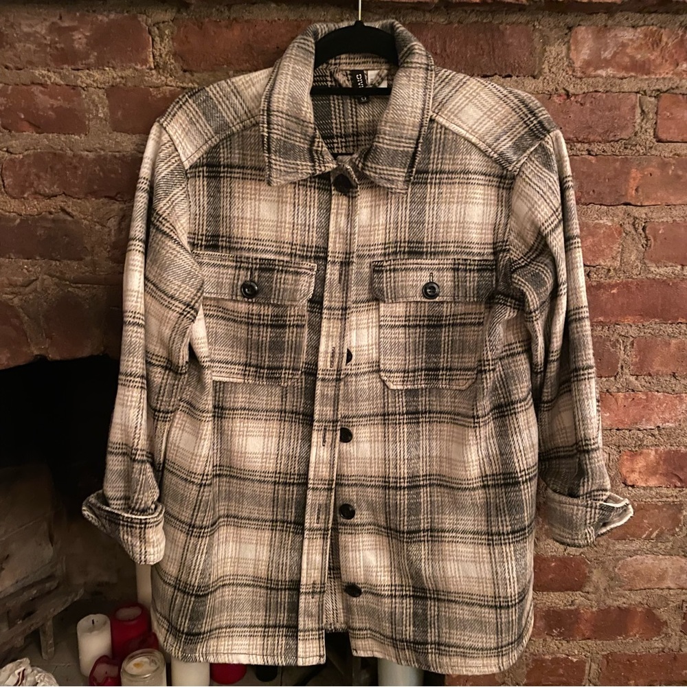 H&M Divided brown plaid shacket